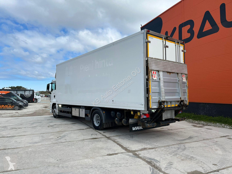 Lastbil MAN TGS 4x2 LUMIKKO 90D / BOX L=8695 mm
