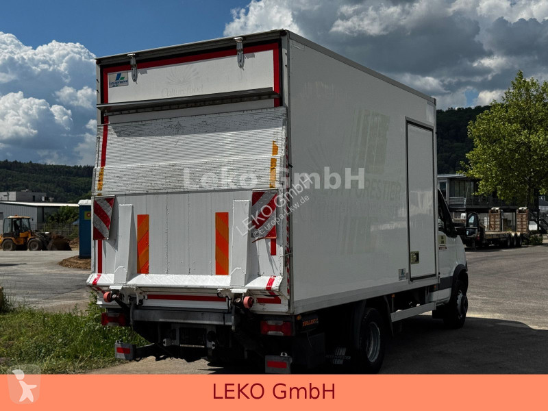 شاحنة Iveco 70C17 Mit Carrier Pulsor 600 Mt