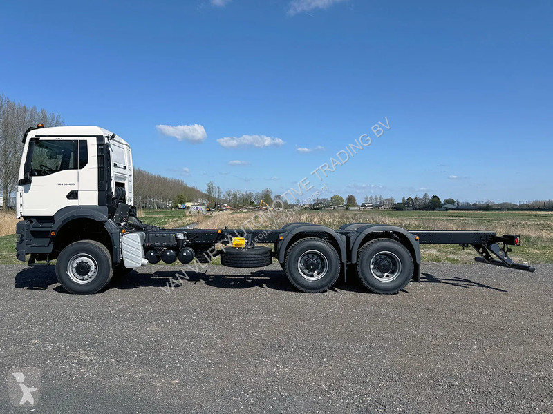 Kamion MAN 33.400 BB CH Chassis Cabin (8 units)