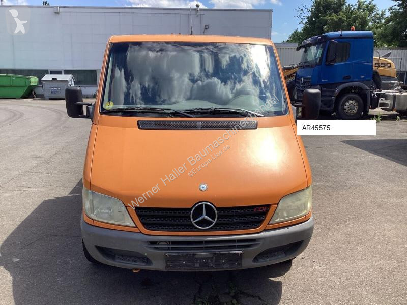 Kamion Mercedes 211 CDI