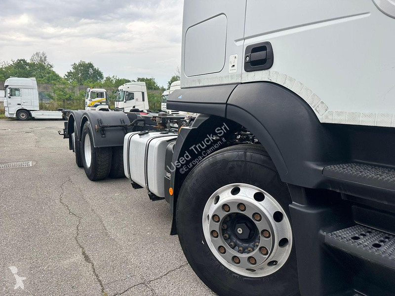 Kamion Iveco 460