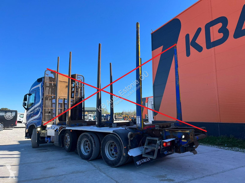 Kamion Volvo 8x4/4 FOR SALE AS CHASSIS !