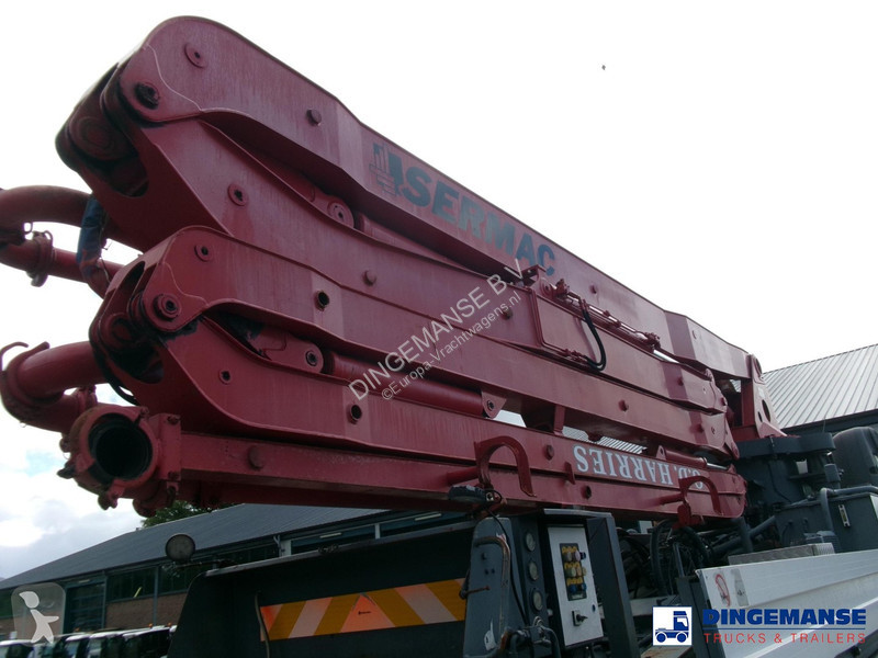Camion Mercedes 6x4 Sermac SCL120 concrete pump