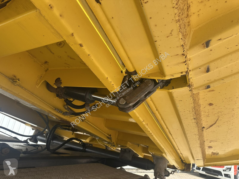 Kamion Mercedes Actros 3348 AK 6x6 Actros 3348...