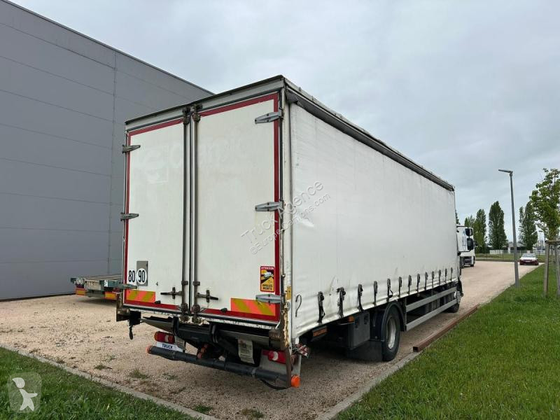 Kamion Renault D-Series D-Series
