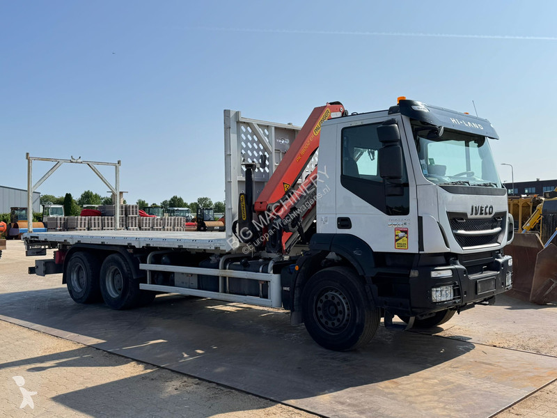 Kamion Iveco TRAKKER AD260T36