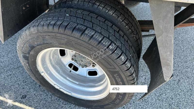 Kamion Iveco DAILY 35C13