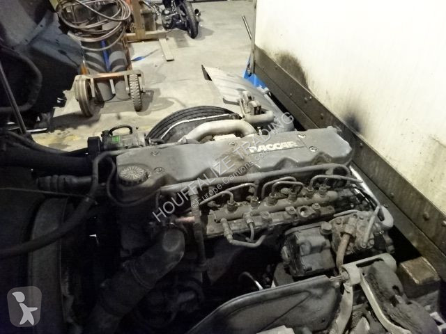 Camion DAF 280 // broken engine - moteur cassé !