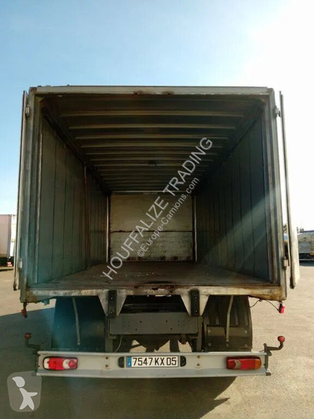 Kamion Renault 270 dci - manual gearbox - full...