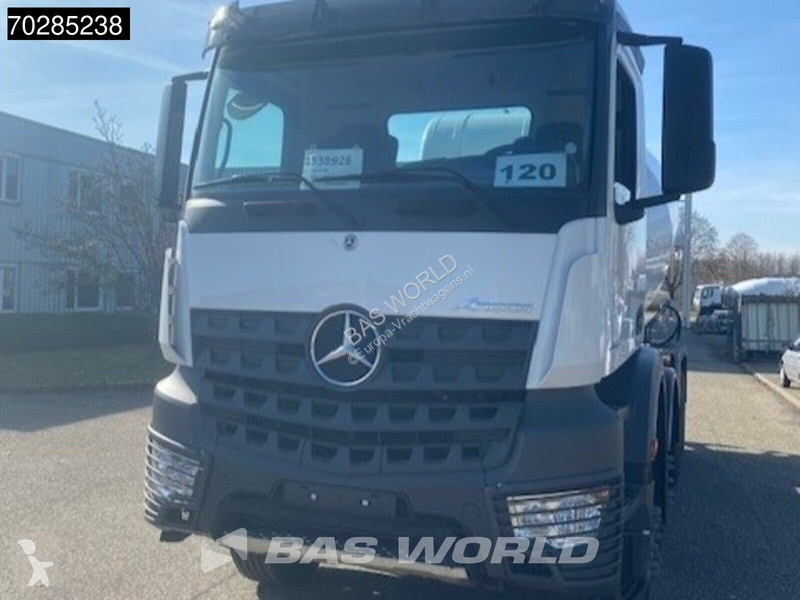 Camion Mercedes 4145 8X4 10m3 Schwing Stetter...