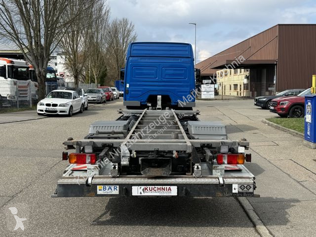 Camion Mercedes 1529 LL BDF 6-Sitze Umzug u-LBW...