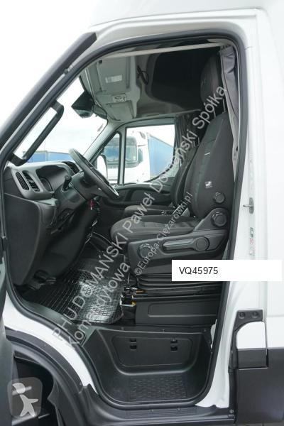 Kamion Iveco DAILY / 70C18 / E 6 / BURTO...