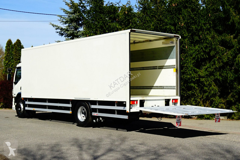 Camion DAF 55220 Euro 5 Kontener 20palet winda...