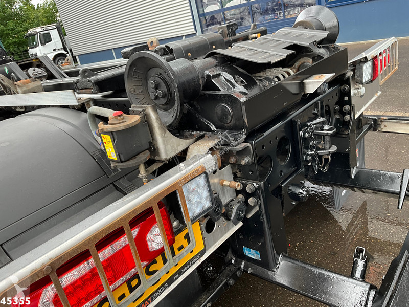 Camion Mercedes 3540 8x4 Euro 6 HMF 19 Tonmeter...