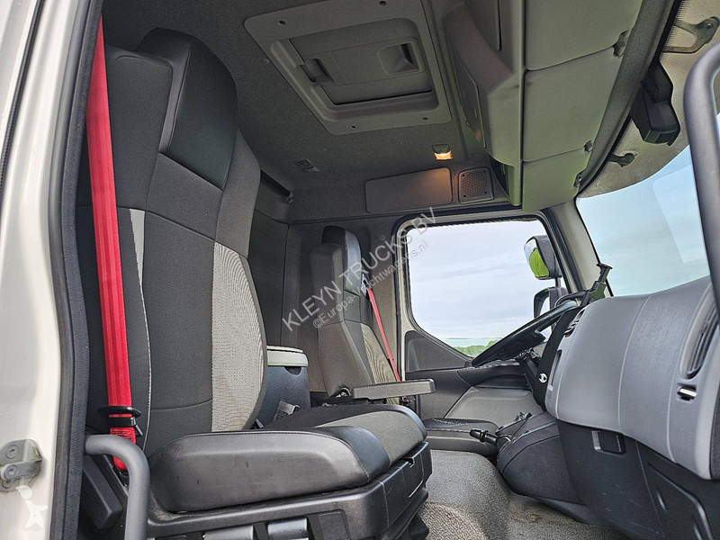 Kamion Renault D 210 11.9T AIRCO TAILLIFT