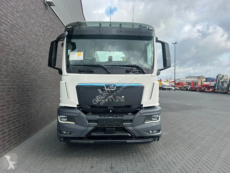 Camion MAN 26.520 6X2H-4 BL CH HYDRO DRIVE...
