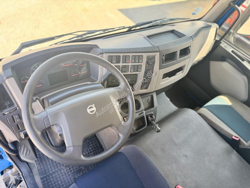 Kamion Volvo FL 240