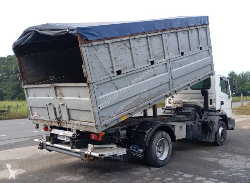 Camion Nissan