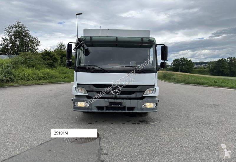 Kamion Mercedes 1022 Kühlkoffer mit HB