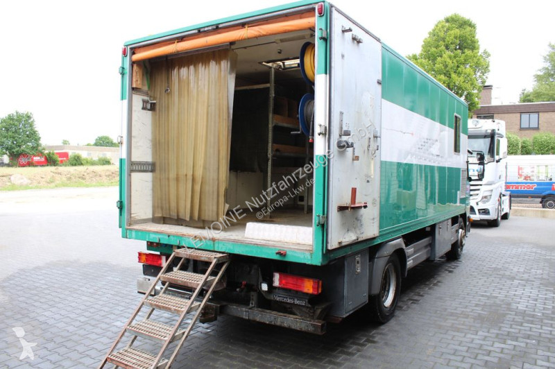 Kamion Mercedes 1523 4x2 Koffer +AHK kein 1517...