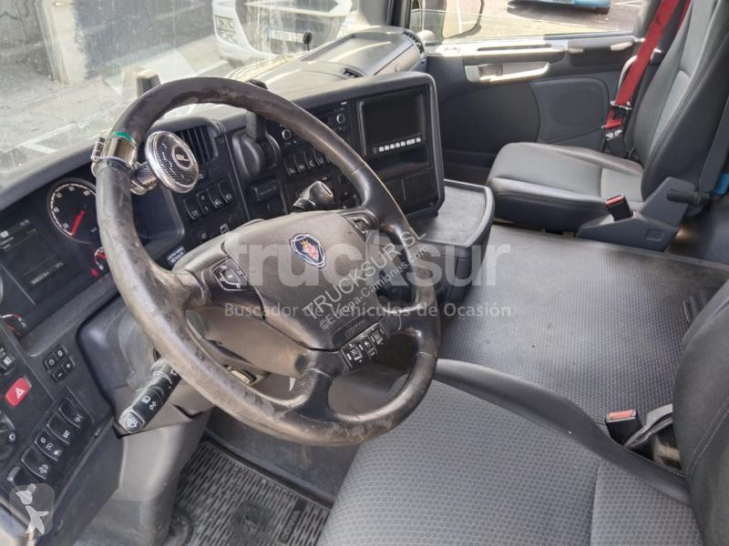 Camion Scania ejes 6x2*4 490