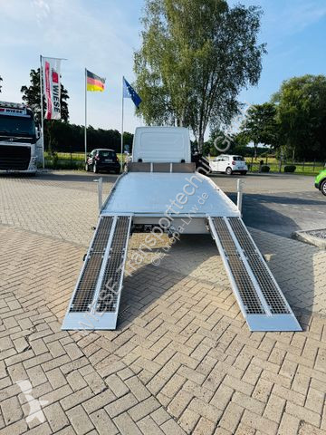 Véhicule utilitaire Iveco 70C18HA, Maschinen...