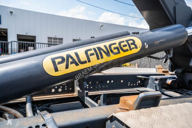 Kamion Iveco 360-6x4-PALFINGER