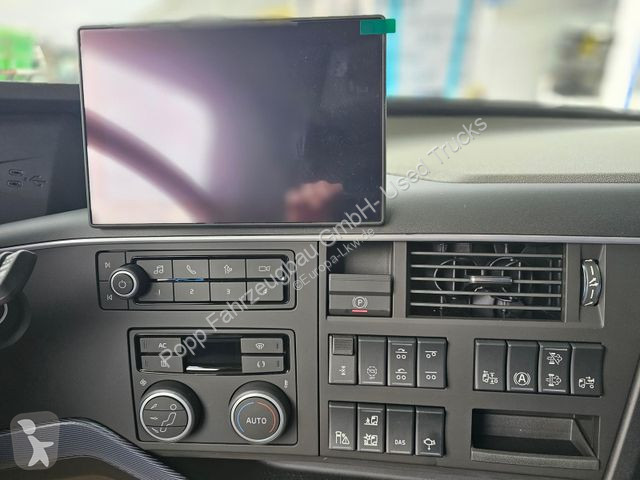 Kamion Volvo 500 6x4...