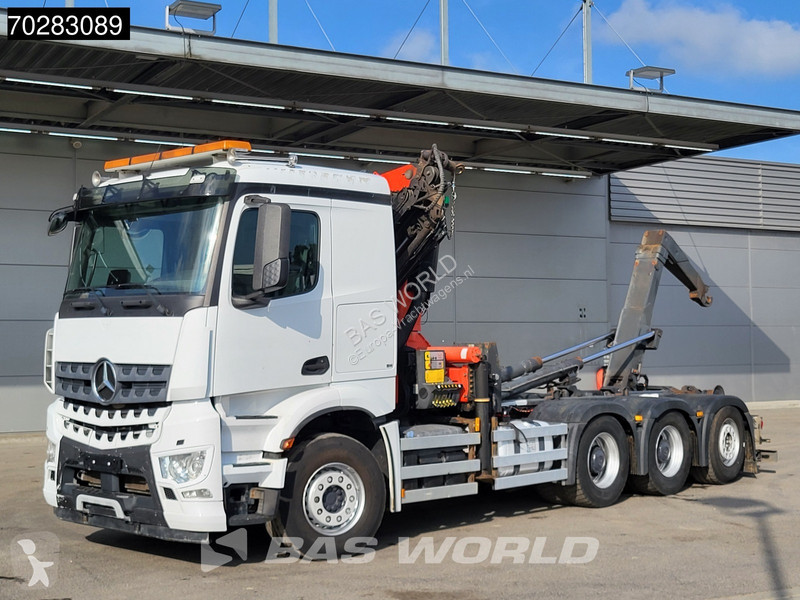 Camion Mercedes Arocs 3245 8X4 Palfinger...