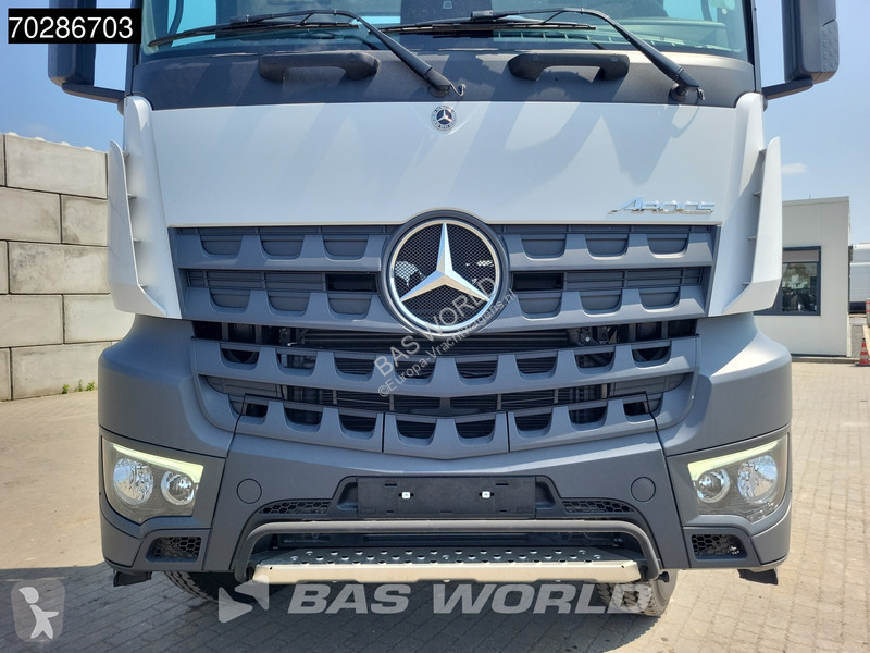 Camion Mercedes 4145 8X4 NEW! 10m3 Schwing...
