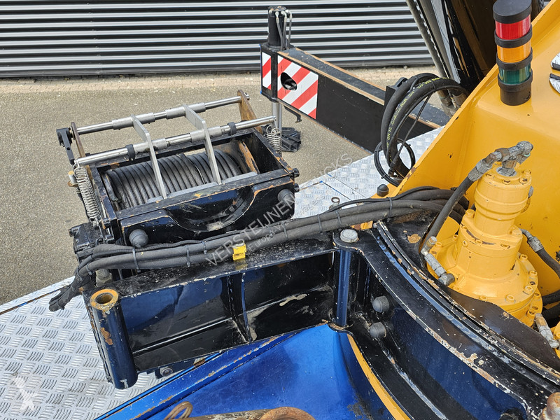 Kamion Volvo 10x4 / ERKIN 245.000 L 7+5 / WINCH