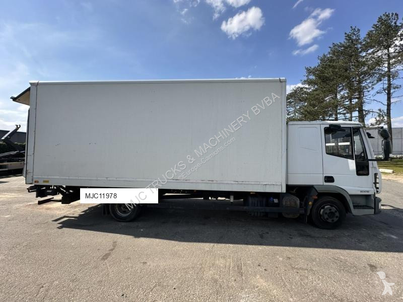 Kamion Iveco EUROCARGO 80E18 CLOSED BOX 6m00 x...