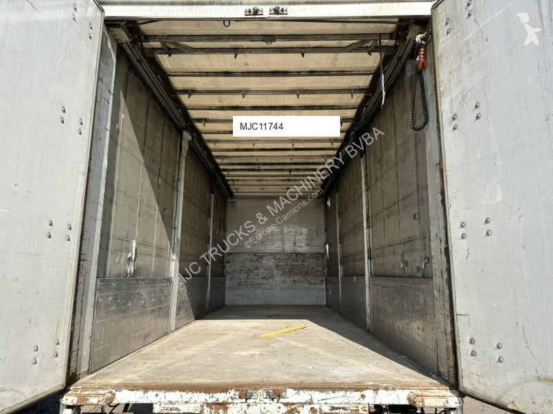 Camião Iveco STRALIS 270 - 190S27 4x2 BACHER...