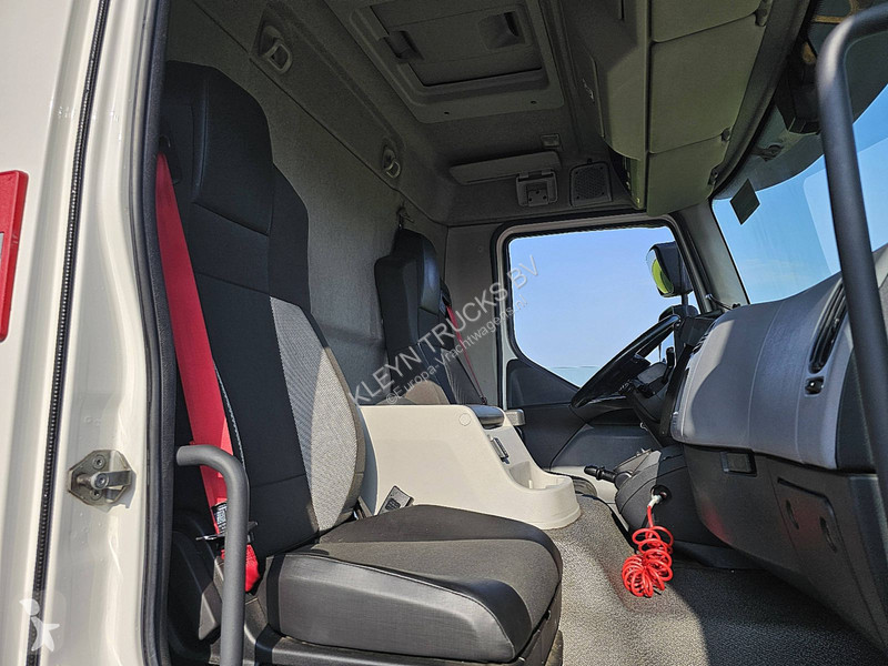 Kamion Renault D 250 11.9T A/C NEW ENGINE