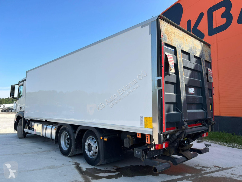 Lastbil Mercedes 2545 6x2 BOX L=7526 mm