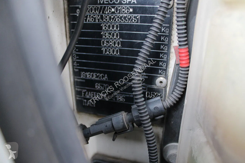 Kamion Iveco 160e25 + lift + euro 6