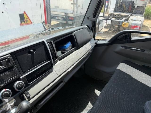 Camion Mitsubishi Fuso