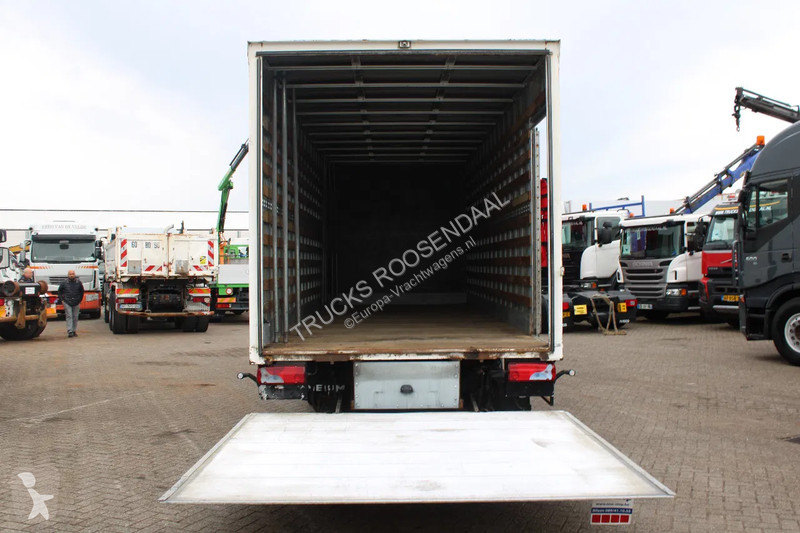 Kamion MAN 12.210 + LIFT + MANUAL