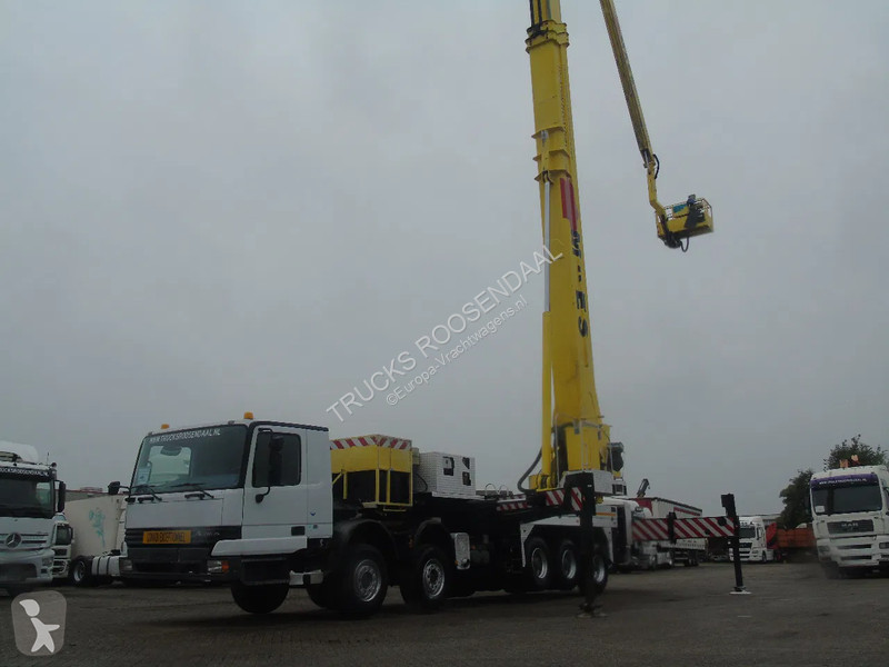Kamion Mercedes 4148 + 84 meters + 10x4