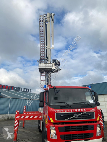 Camion Volvo MAGIRUS ALP330 - FM 340 - 6x4