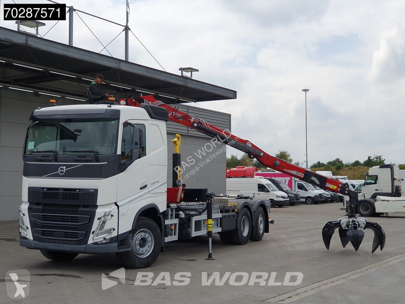 Camion Volvo 500 6X2 Penz Crane 15Z9.50R HYVA...