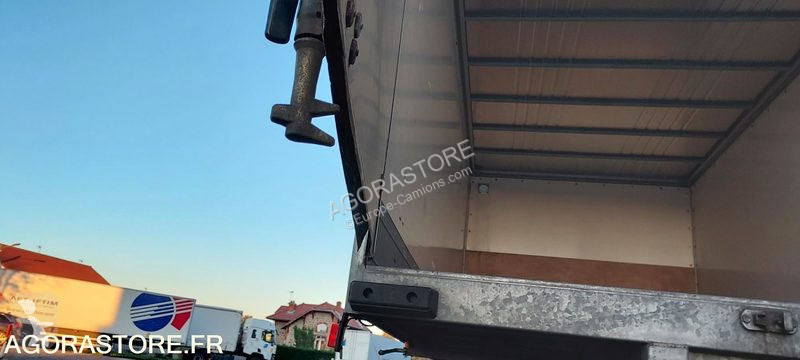 Camion Renault MIDLUM 220-15