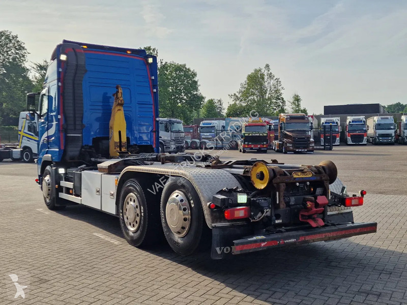 Camion Volvo 16700 Globetrotter 6x2*4 -...