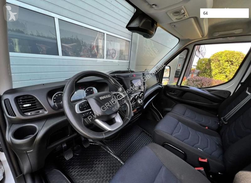 Véhicule utilitaire Iveco 35S18 Autotransporter...