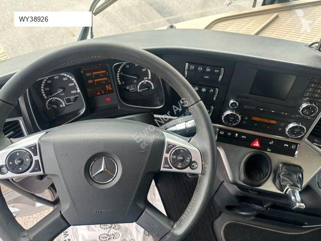 Kamion Mercedes 3
