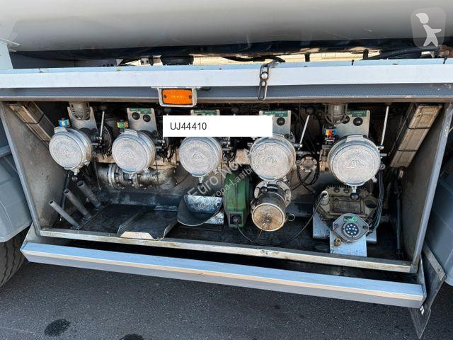 Camion Volvo FM460 8x2*6 24.000 l. ADR Tanktruck