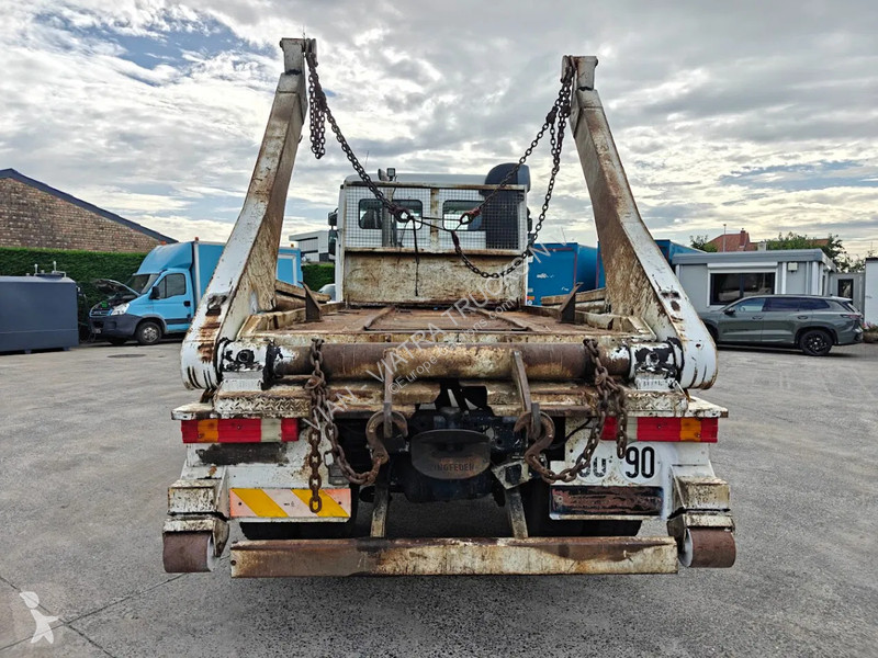 Camion Mercedes 1832 KN 4X2 Manual Steel/Steel