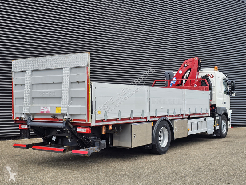 Kamion Volvo FM 330 4x2 / EFFER 12.5 t/m CRANE...