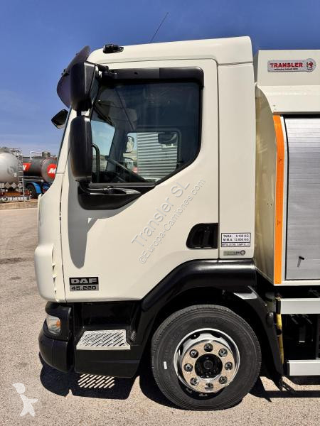 Camion DAF FA 45220