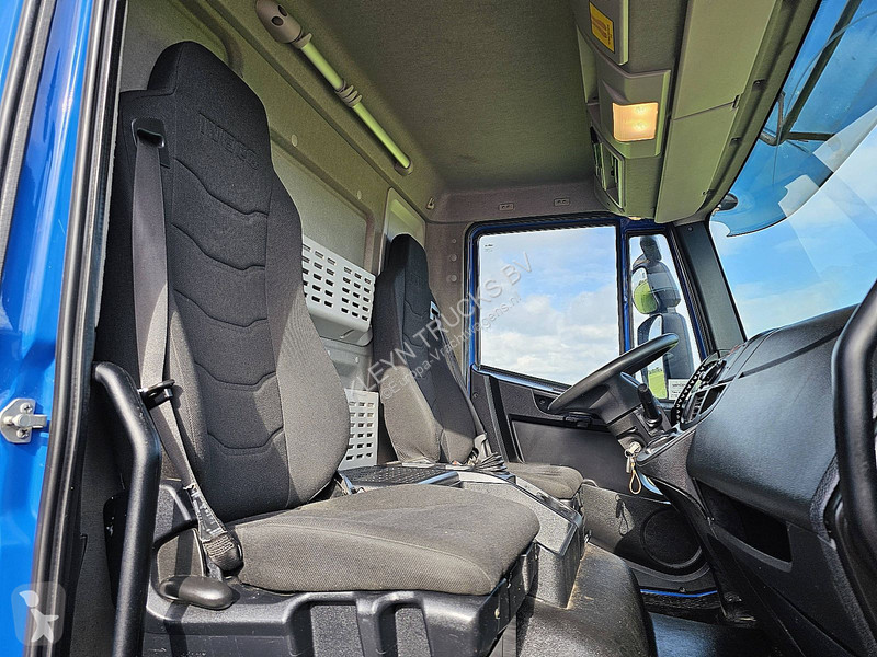Kamion Iveco 120E21 EUROCARGO LIFT AIRCO SIDE DOOR